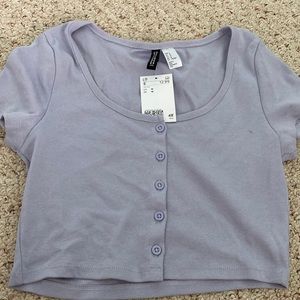 Cute purple top!!